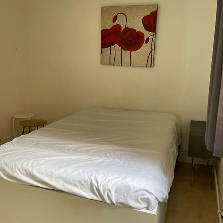 Appartamento Chambre Cour Fontaine  Esterno foto