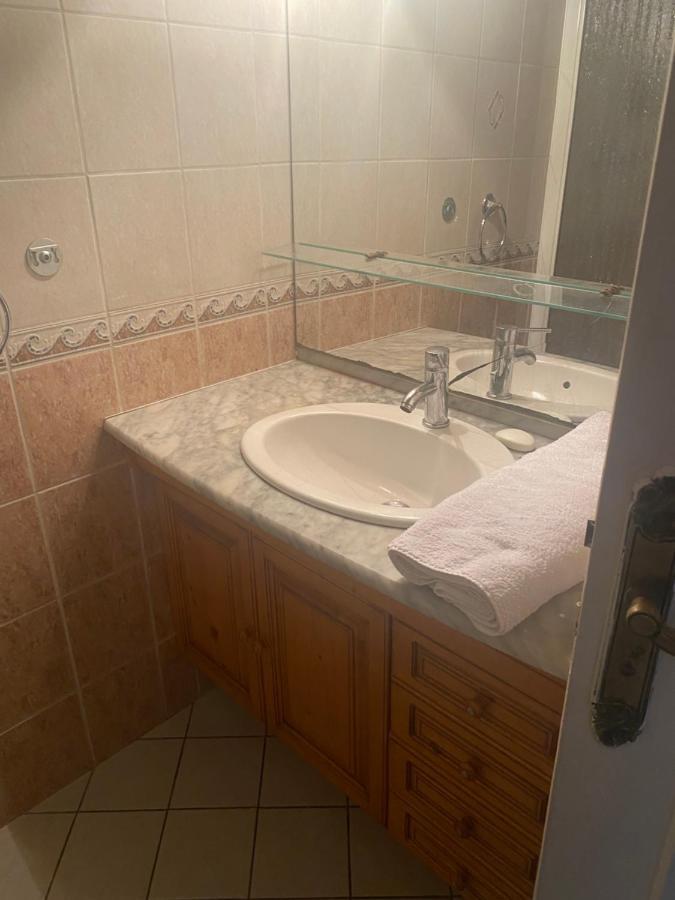 Appartamento Chambre Cour Fontaine  Esterno foto